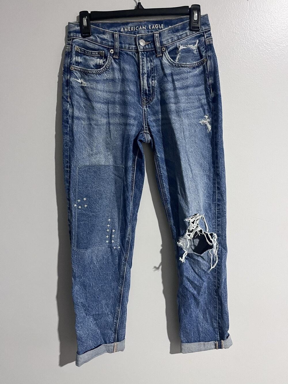 American Eagle Jeans Womens 0 Blue Tapered Relaxed Distressed Cuffed Embroidered